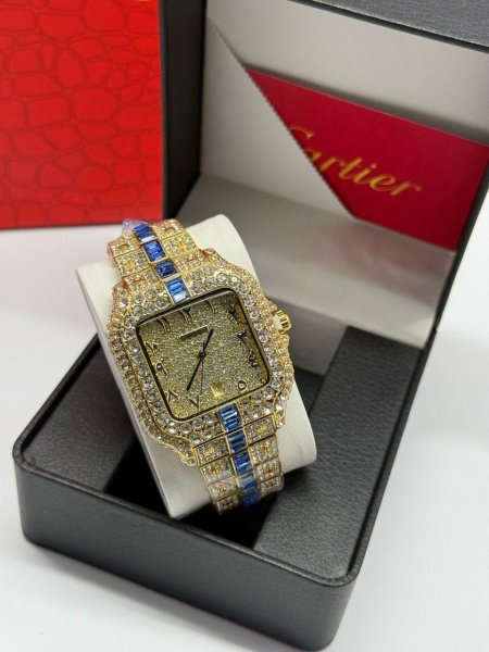 ساعة Cartier مرصعة